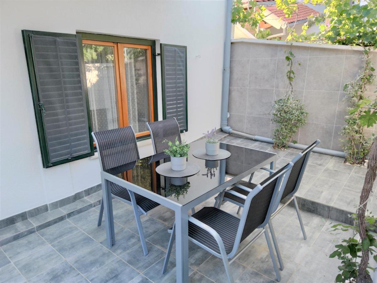 Apartments Rak Vis Exterior photo