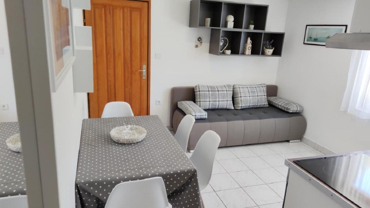 Apartments Rak Vis Exterior photo