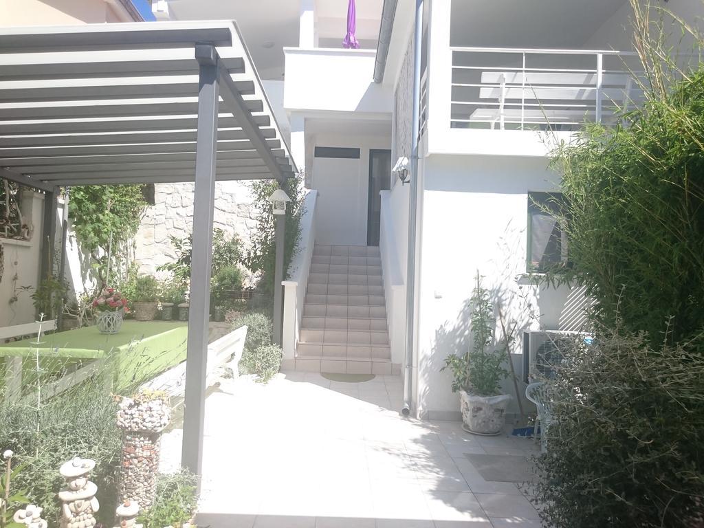 Apartments Rak Vis Exterior photo